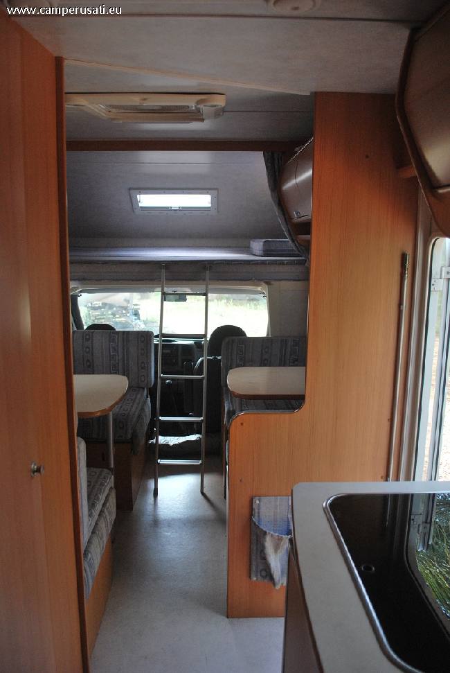 Camper Usato Rimor europeo N8 con garage Mansardato in ...